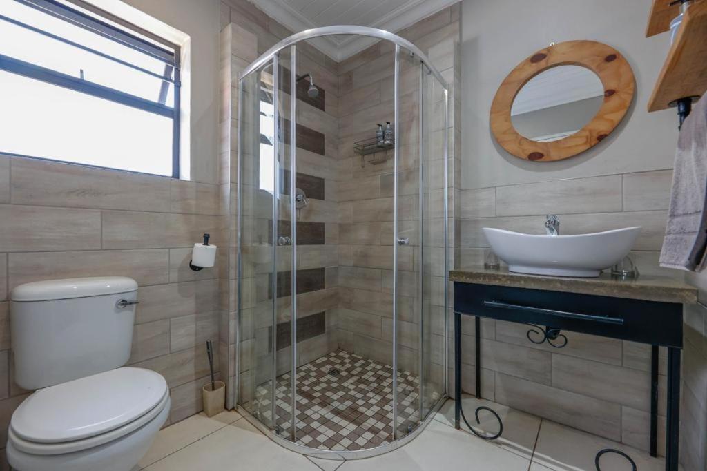 Touching Senses Garden Cottages Bloemfontein Eksteriør bilde