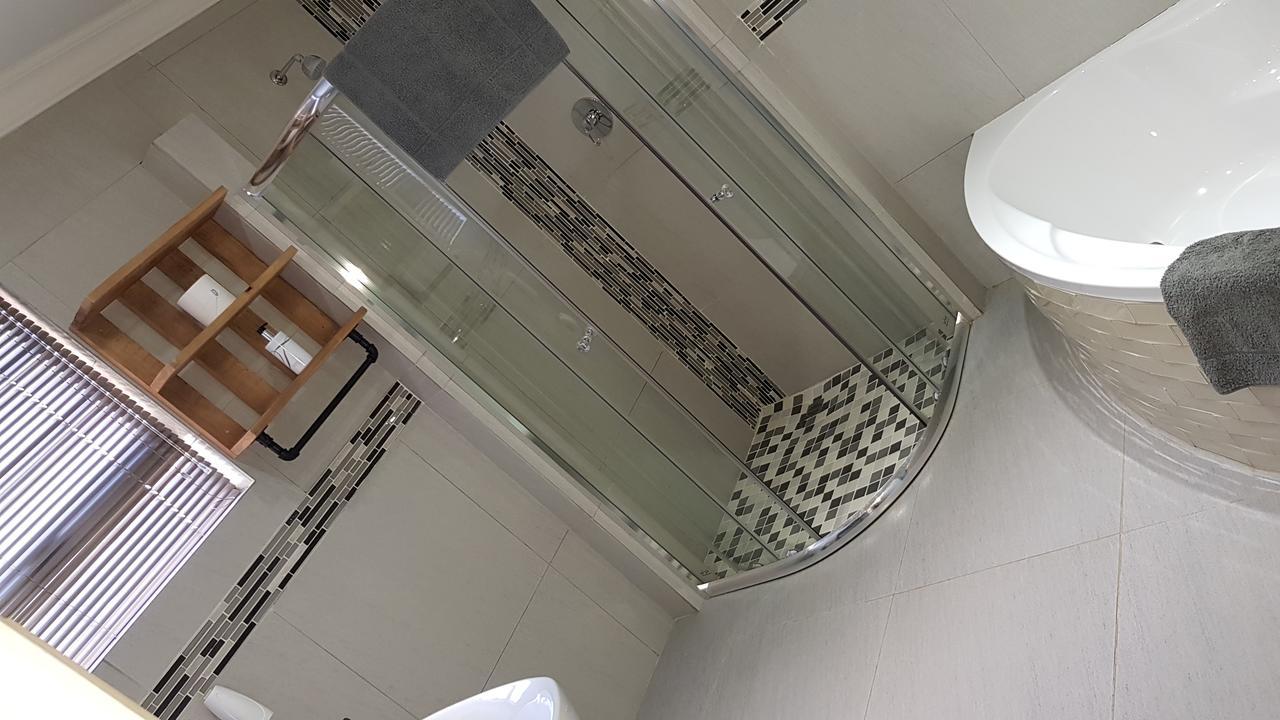Touching Senses Garden Cottages Bloemfontein Eksteriør bilde