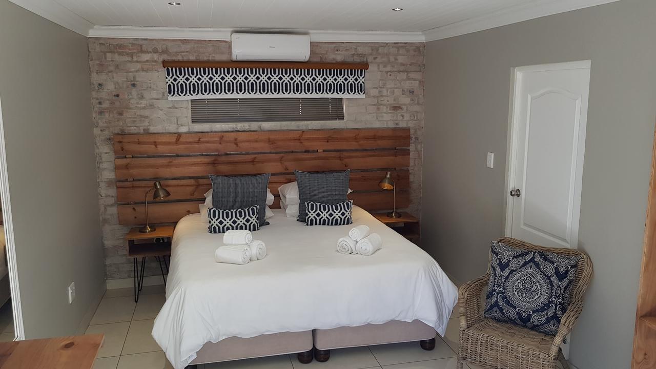 Touching Senses Garden Cottages Bloemfontein Eksteriør bilde