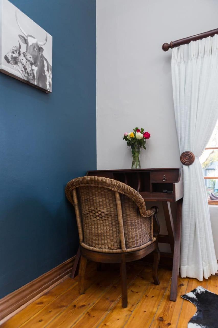 Touching Senses Garden Cottages Bloemfontein Eksteriør bilde